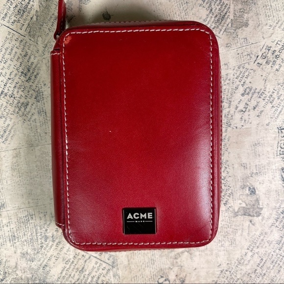 ACME Made Leather Traveler Mini Case - iPod - Picture 1 of 11